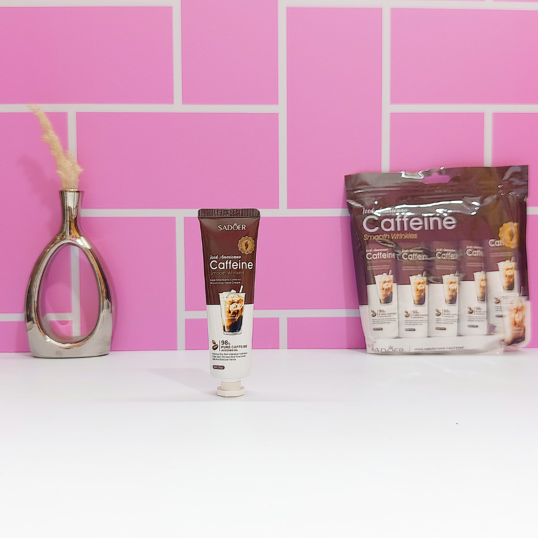 Sadoer_coffeine_handcream کرم دست کافئین سادور